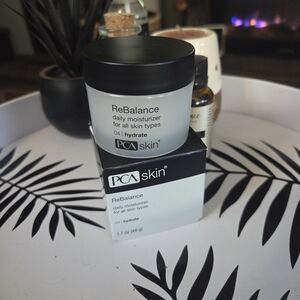 ReBalance Daily Moisturizer - Black and White